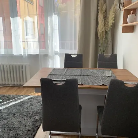 Karkonosze_cieplice Zdroj 옐레니아구라